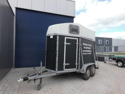 Paardentrailer-2paarden-geremd-35-euro-incl-400x300