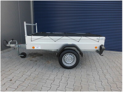 aanhanger met zwart net links