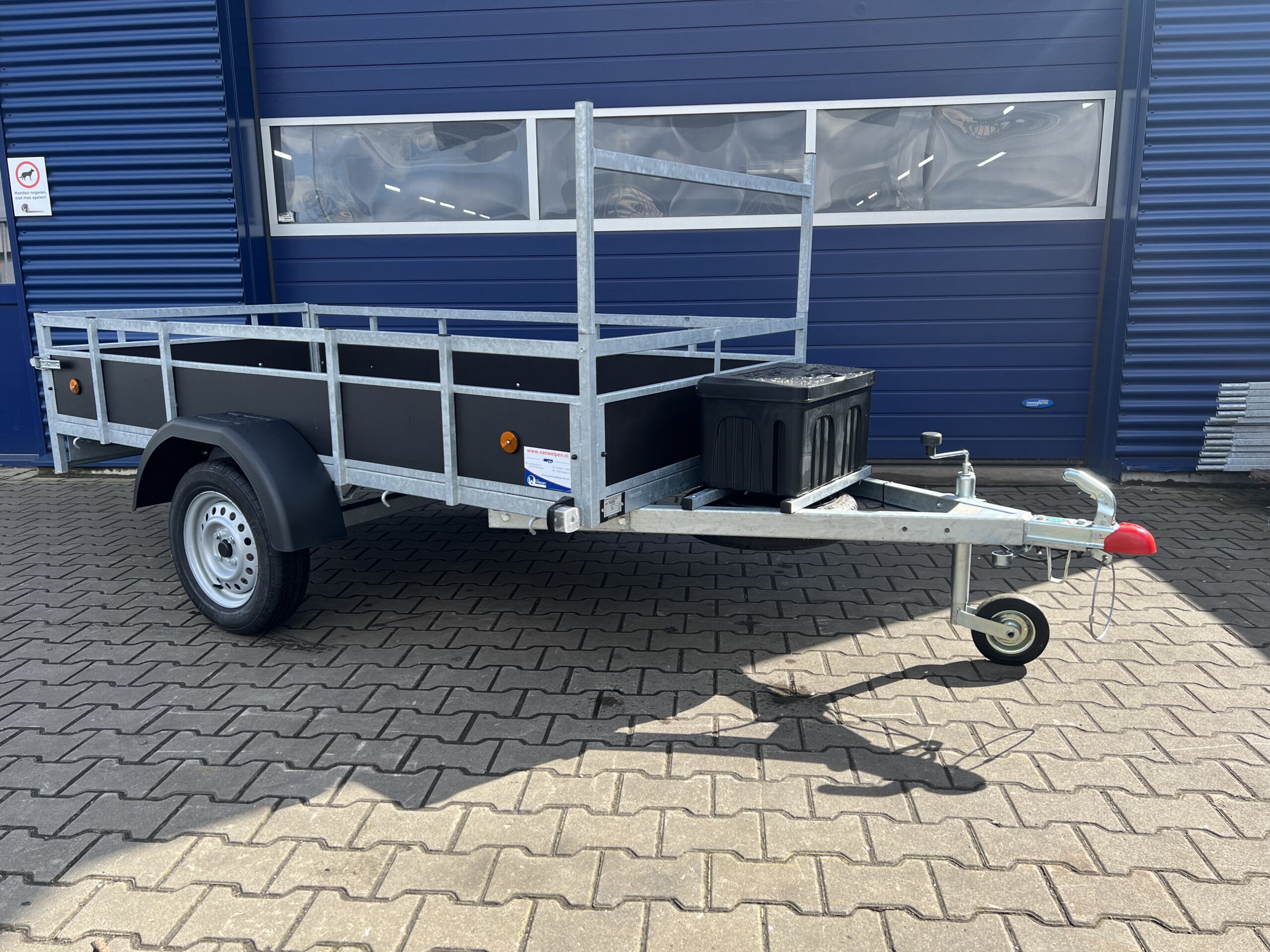image00005 Bakwagen | ROWE-260 Compleet + GPS-Tracker rechtsvoor