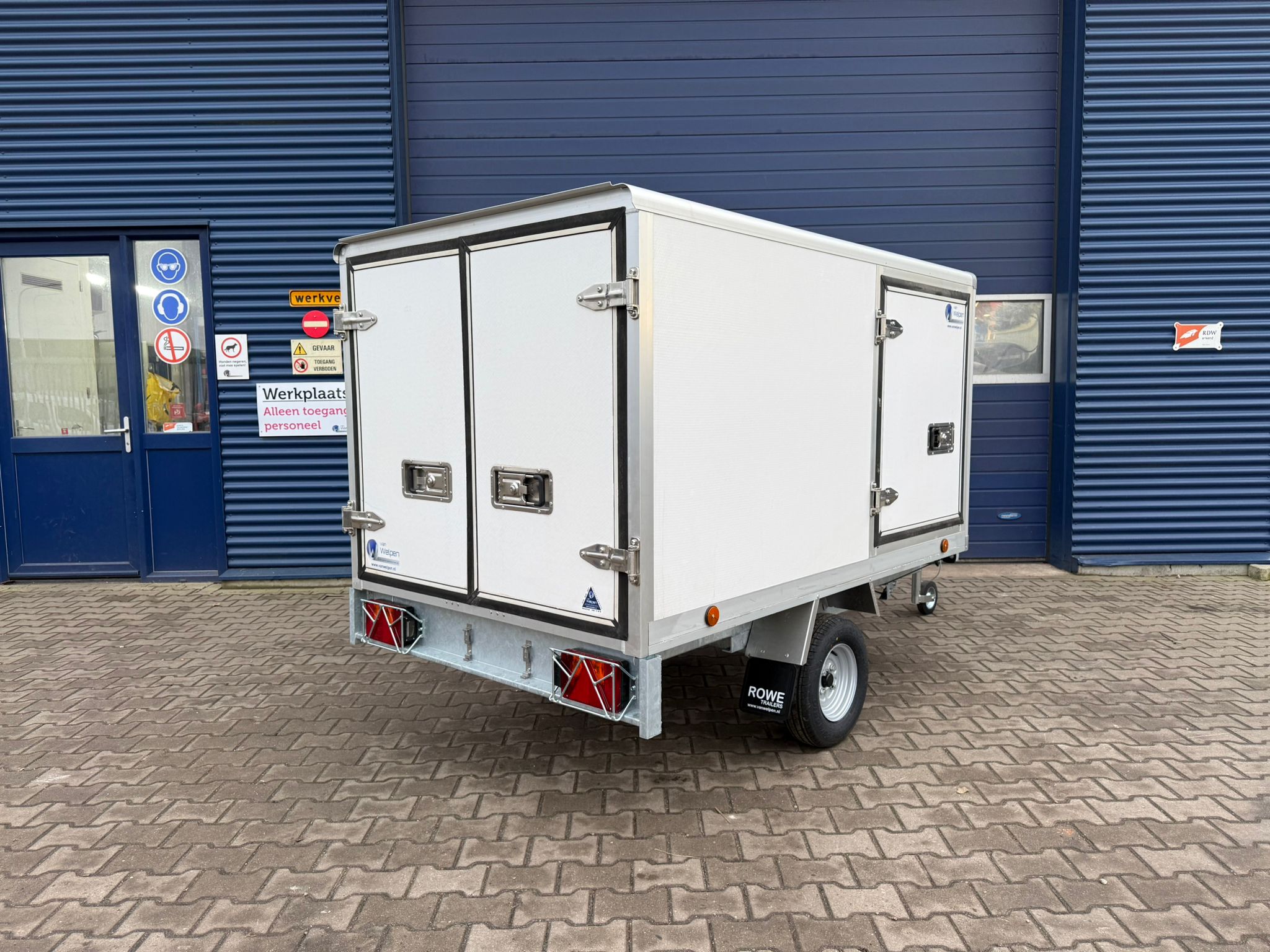 Gesloten EA Laag (8) KOELAANHANGWAGEN